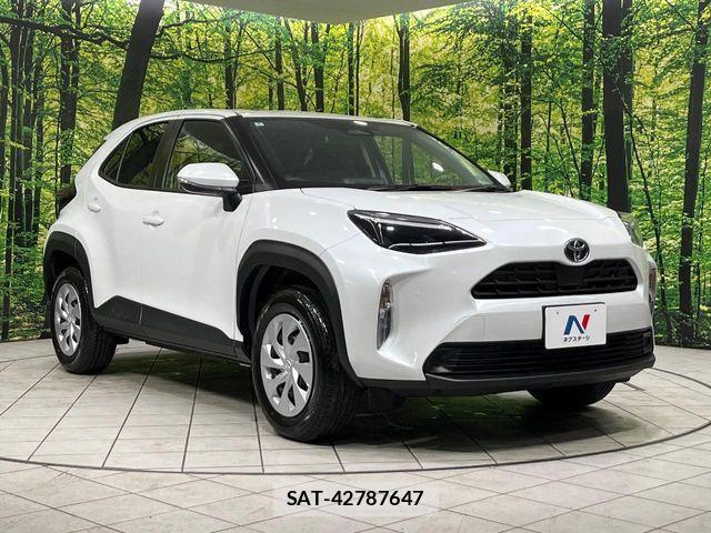 Toyota YARIS CROSS 2025-10 6642969-15