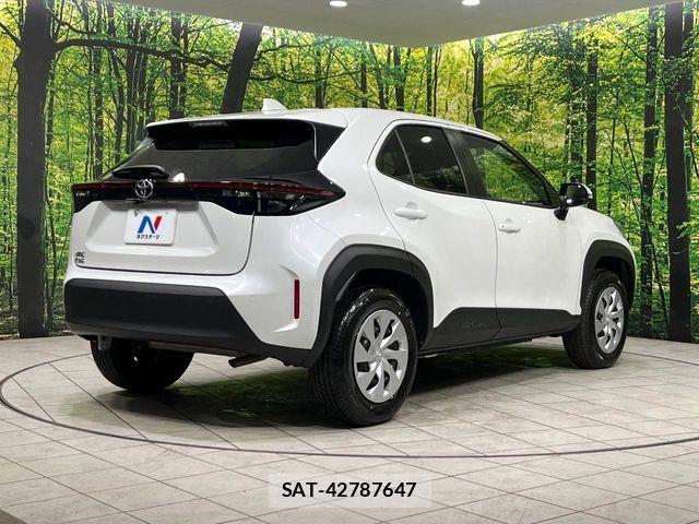 Toyota YARIS CROSS 2025-10 6642969-16