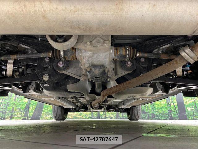 Toyota YARIS CROSS 2025-10 6642969-18