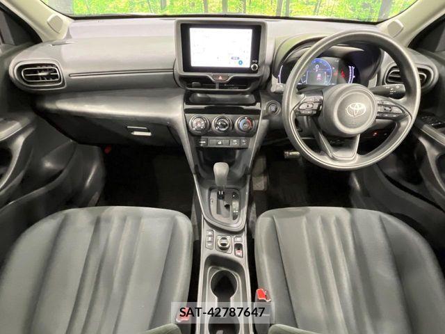 Toyota YARIS CROSS 2025-10 6642969-1