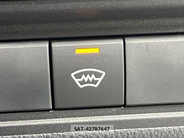 Toyota YARIS CROSS 2025-10 6642969-6