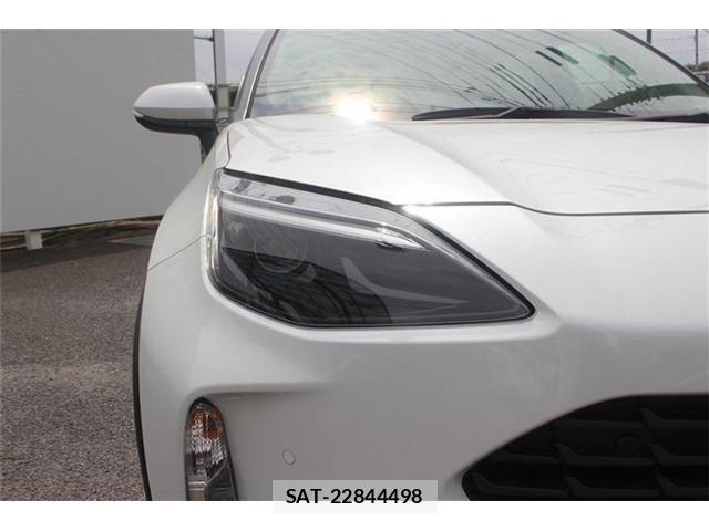 Toyota YARIS CROSS 2025-06 6674290-13