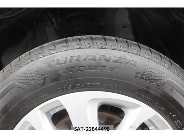 Toyota YARIS CROSS 2025-06 6674290-24