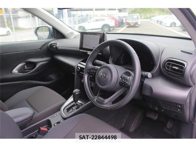 Toyota YARIS CROSS 2025-06 6674290-29