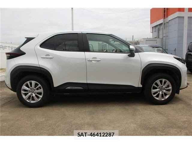 Toyota YARIS CROSS 2025-06 6674292-12
