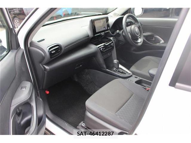 Toyota YARIS CROSS 2025-06 6674292-27