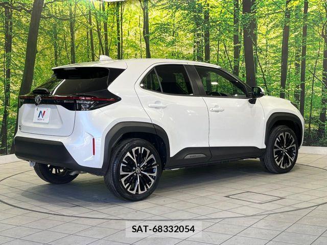 Toyota YARIS CROSS 2025-04 6678919-16