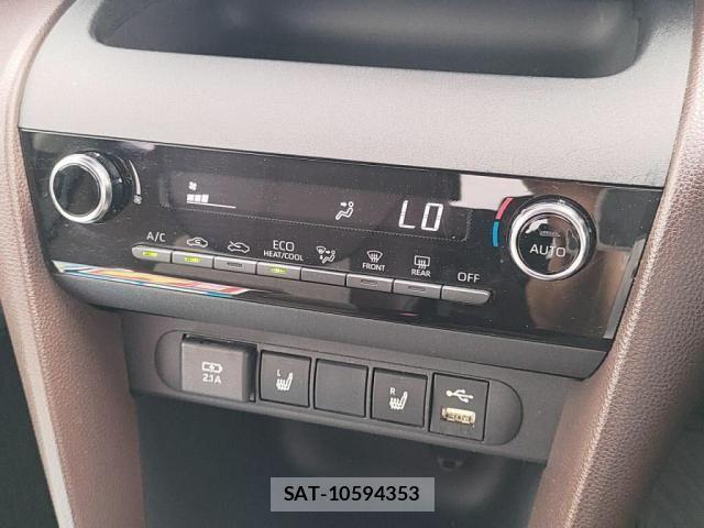 Toyota YARIS CROSS 2020-09 6682982-13