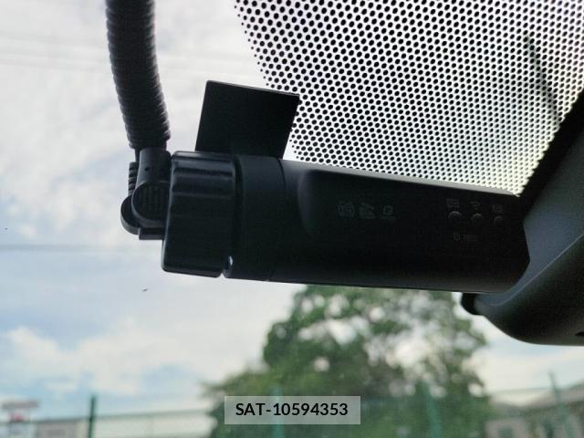 Toyota YARIS CROSS 2020-09 6682982-18