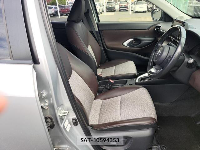 Toyota YARIS CROSS 2020-09 6682982-20