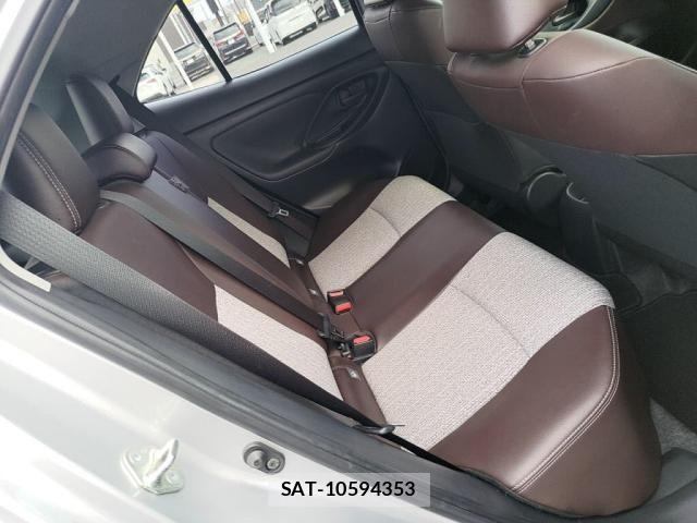 Toyota YARIS CROSS 2020-09 6682982-23