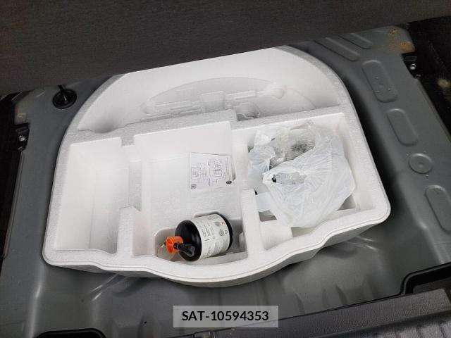 Toyota YARIS CROSS 2020-09 6682982-27