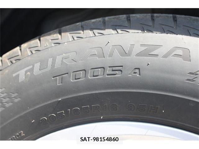 Toyota YARIS CROSS 2025-07 6818274-21