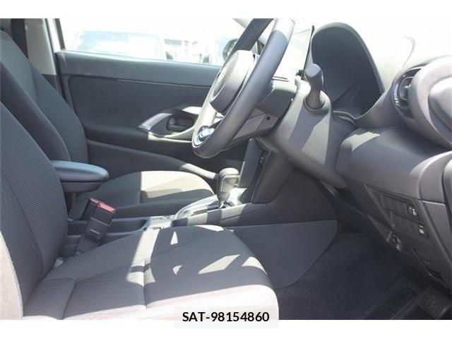 Toyota YARIS CROSS 2025-07 6818274-25