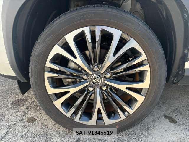 Toyota YARIS CROSS 2021-05 6818267-14
