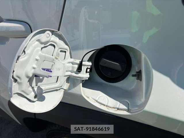 Toyota YARIS CROSS 2021-05 6818267-17