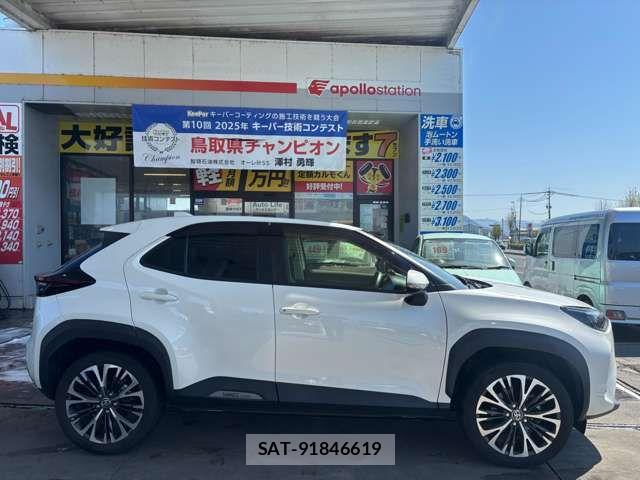 Toyota YARIS CROSS 2021-05 6818267-5