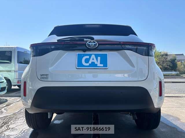 Toyota YARIS CROSS 2021-05 6818267-8