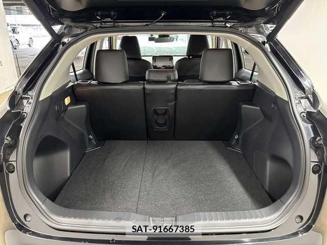 Toyota YARIS CROSS 2020-10 6818269-12