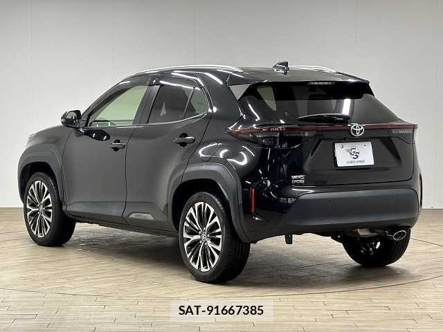 Toyota YARIS CROSS 2020-10 6818269-16