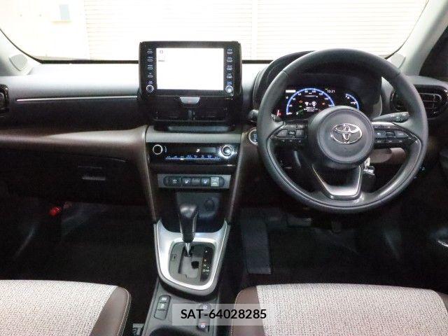 Toyota YARIS CROSS 2021-06 6818271-2