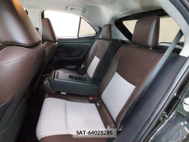 Toyota YARIS CROSS 2021-06 6818271-7