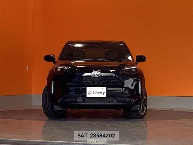 Toyota YARIS CROSS 2024-12 6915997-7