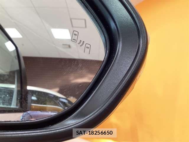Toyota YARIS CROSS 2024-12 6915992-15