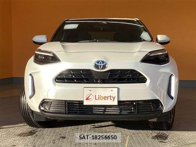 Toyota YARIS CROSS 2024-12 6915992-4