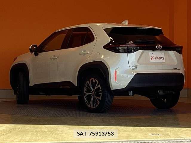 Toyota YARIS CROSS 2020-11 6916022-11