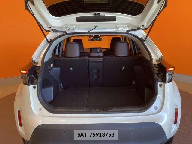 Toyota YARIS CROSS 2020-11 6916022-17