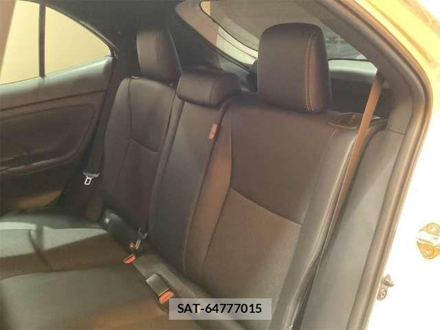 Toyota YARIS CROSS 2024-12 6915990-16