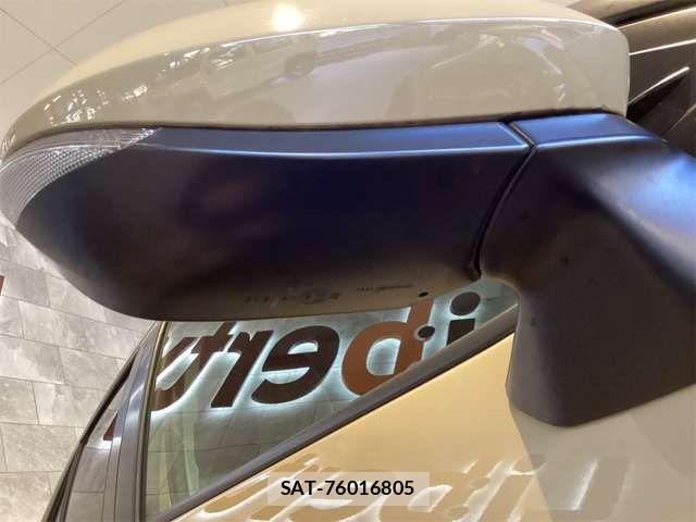 Toyota YARIS CROSS 2021-05 6916011-12