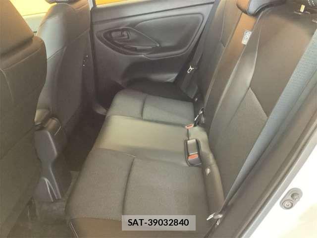 Toyota YARIS CROSS 2024-12 6915994-14