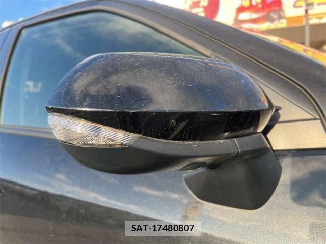 Toyota YARIS CROSS 2020-12 6916012-13