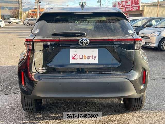Toyota YARIS CROSS 2020-12 6916012-8