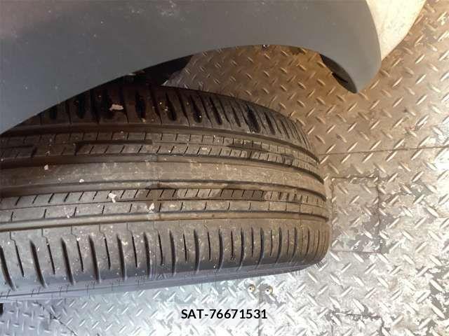 Toyota YARIS CROSS 2024-12 6915989-10