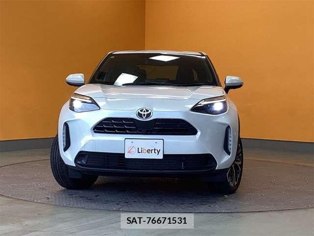 Toyota YARIS CROSS 2024-12 6915989-4