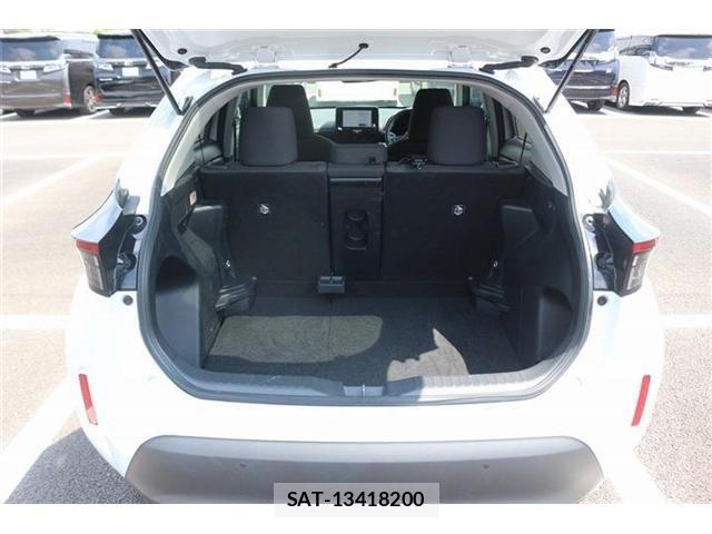 Toyota YARIS CROSS 2025-06 6916024-17