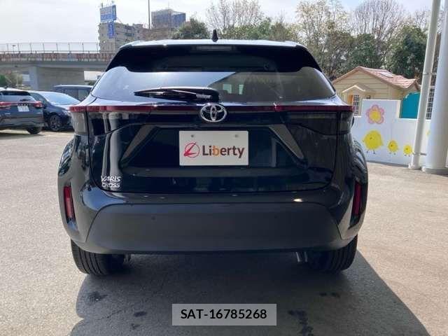 Toyota YARIS CROSS 2020-11 6916013-9