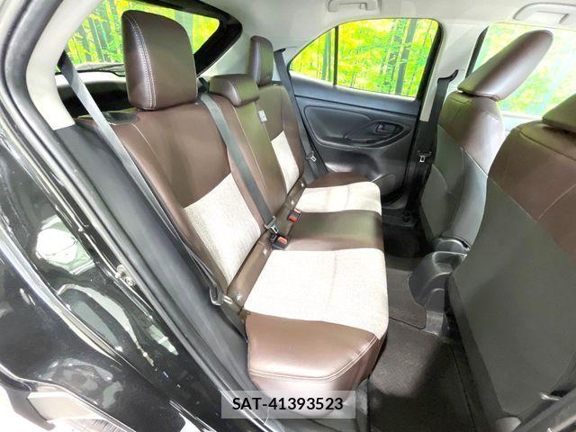 Toyota YARIS CROSS 2021-05 6999338-9