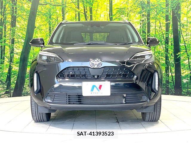 Toyota YARIS CROSS 2021-05 6999338-13