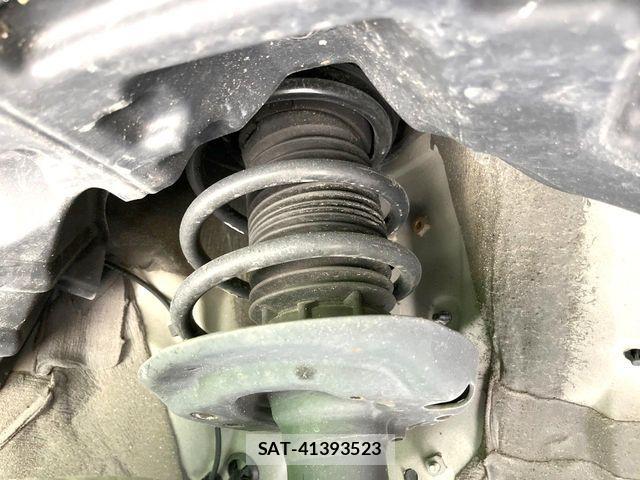 Toyota YARIS CROSS 2021-05 6999338-19