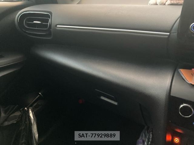 Toyota YARIS CROSS 2022-07 7061554-24