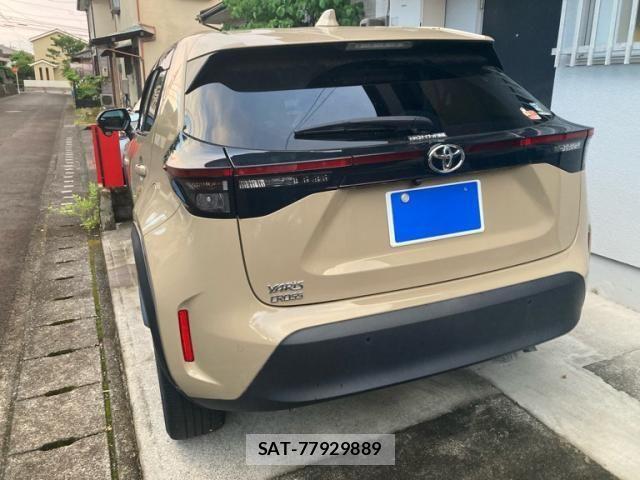 Toyota YARIS CROSS 2022-07 7061554-3