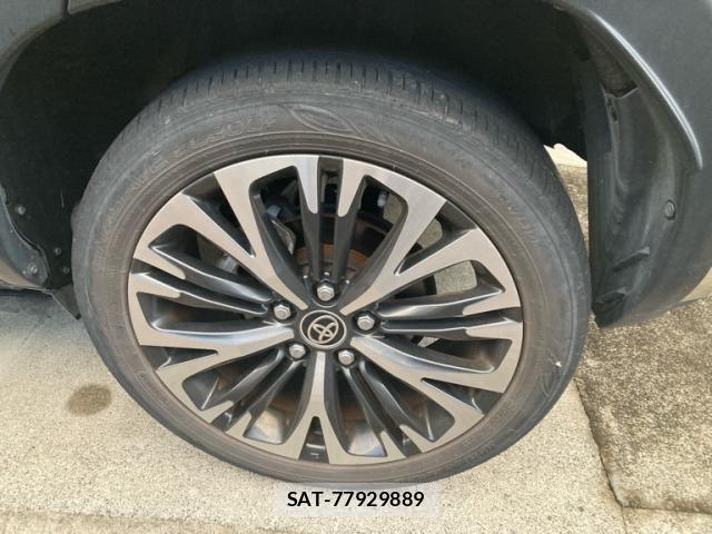 Toyota YARIS CROSS 2022-07 7061554-5