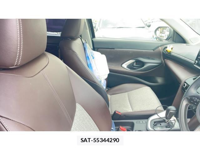Toyota YARIS CROSS 2022-03 7061552-9