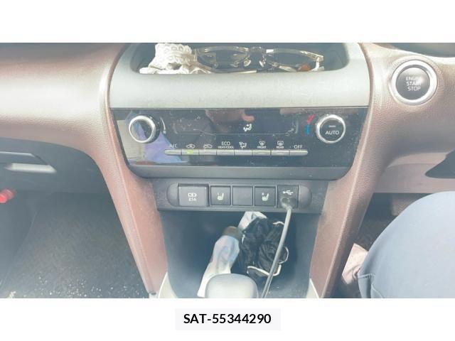 Toyota YARIS CROSS 2022-03 7061552-16