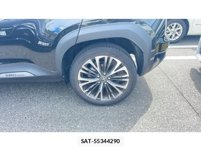 Toyota YARIS CROSS 2022-03 7061552-3