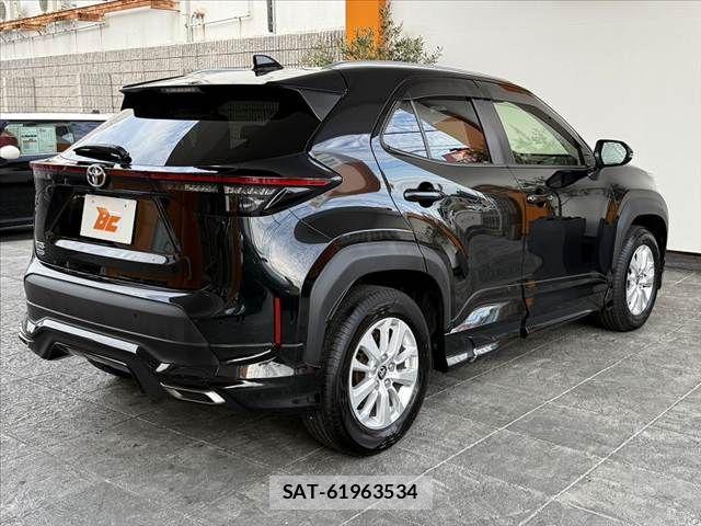 Toyota YARIS CROSS 2021-02 7227732-14